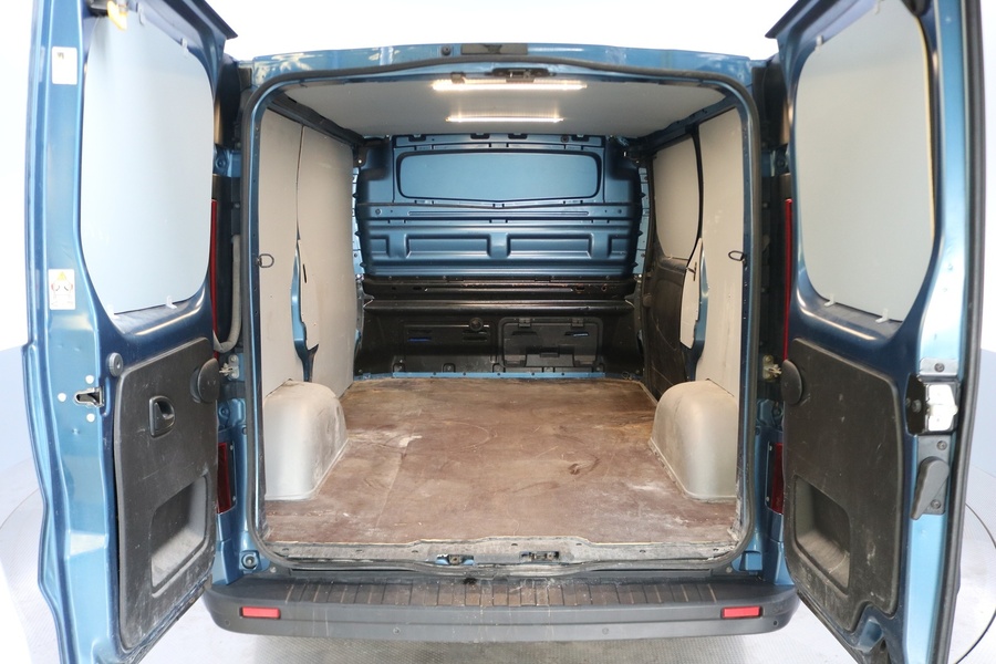 Opel Vivaro vaihtoauto