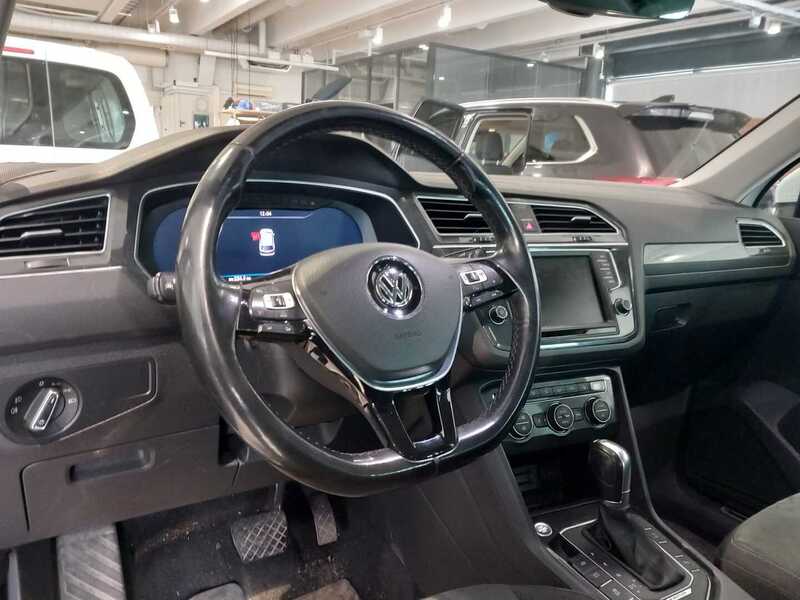 Volkswagen Tiguan vaihtoauto