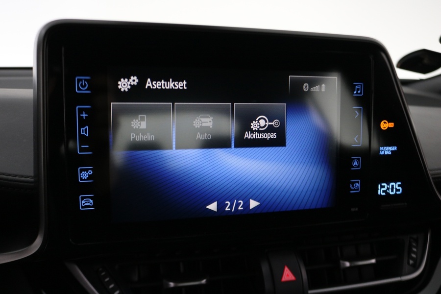 Toyota C-HR vaihtoauto