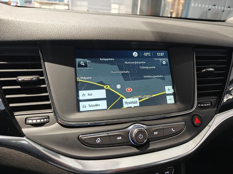 Opel Astra vaihtoauto