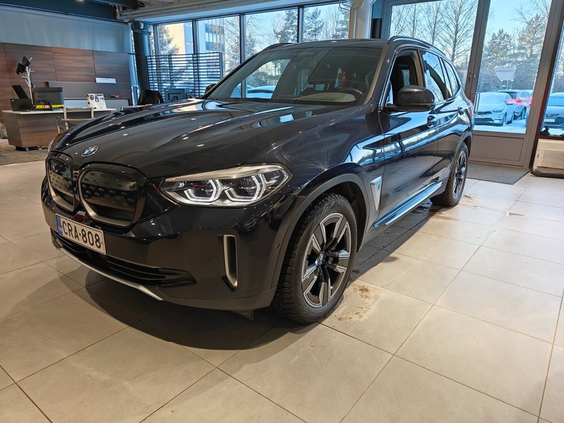 BMW iX3 vaihtoauto