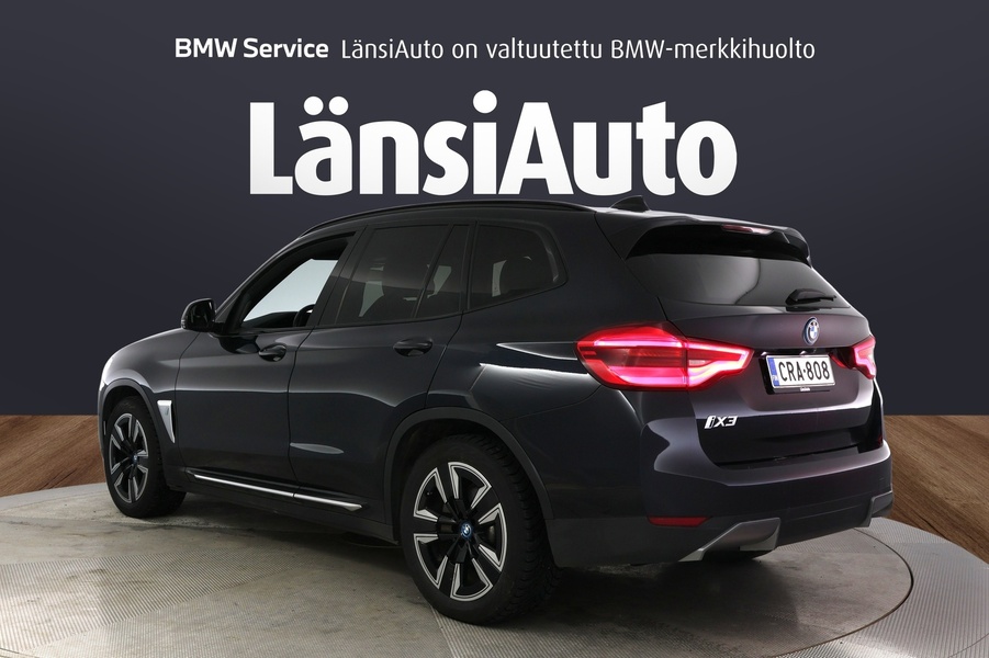 BMW iX3 vaihtoauto