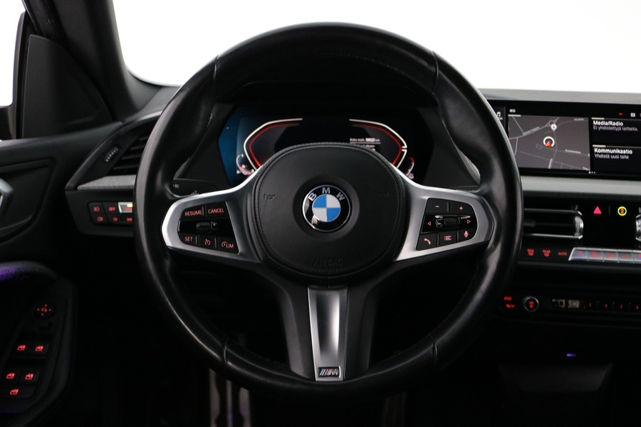 BMW 218 vaihtoauto