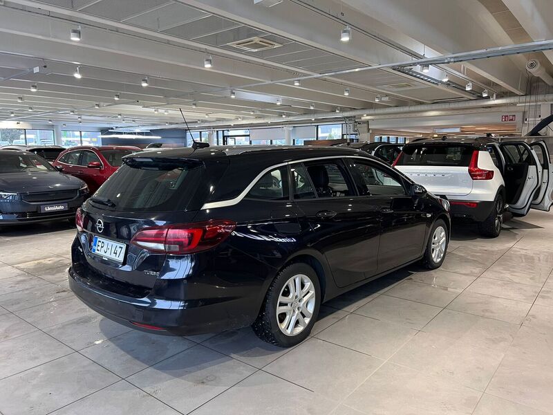 Opel Astra vaihtoauto