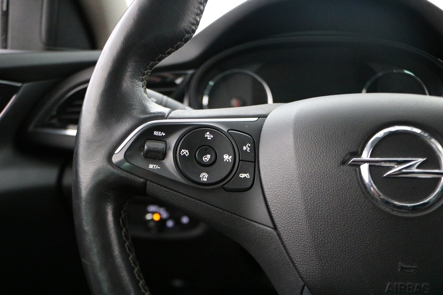 Opel Insignia vaihtoauto