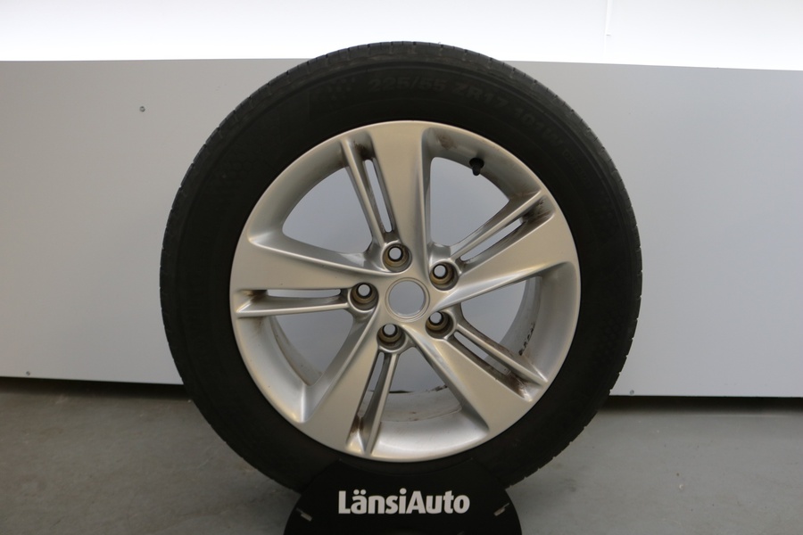 Opel Insignia vaihtoauto