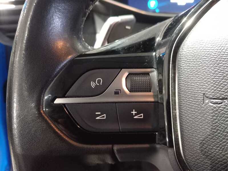 Peugeot 208 vaihtoauto