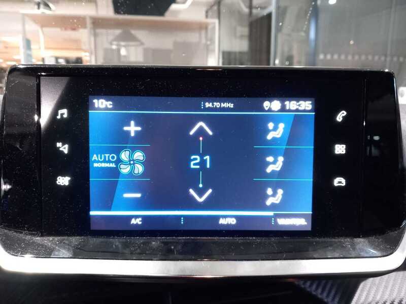 Peugeot 208 vaihtoauto