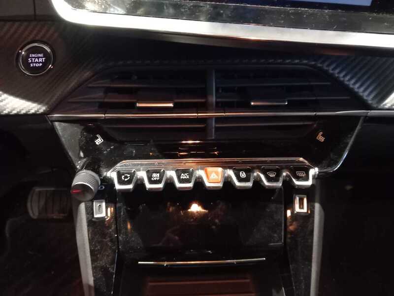 Peugeot 208 vaihtoauto