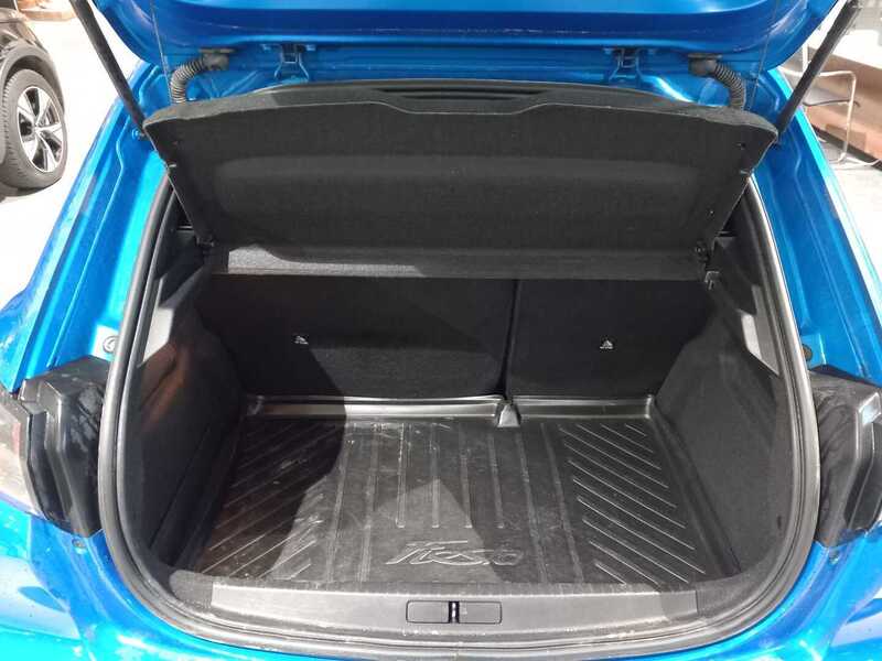 Peugeot 208 vaihtoauto