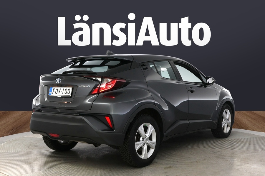 Toyota C-HR vaihtoauto