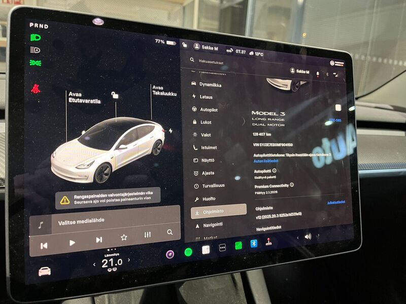 Tesla Model 3 vaihtoauto