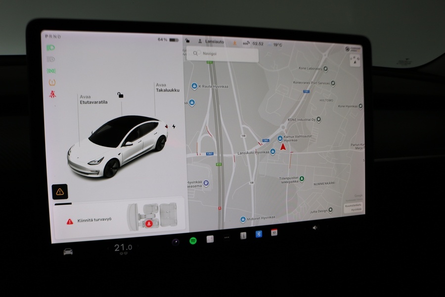 Tesla Model 3 vaihtoauto