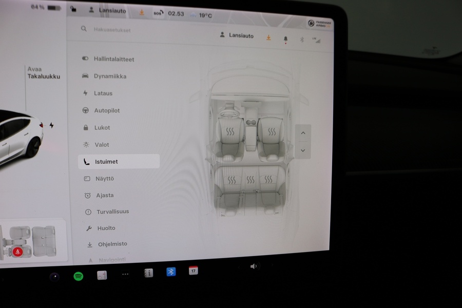 Tesla Model 3 vaihtoauto