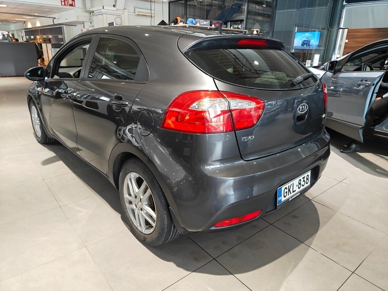 Kia Rio vaihtoauto