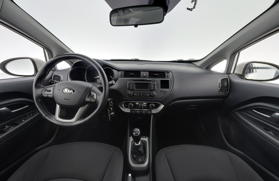 Kia Rio vaihtoauto
