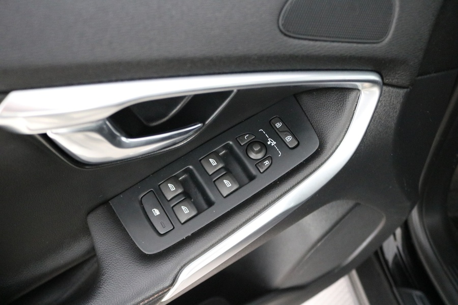 Volvo V40 Cross Country vaihtoauto