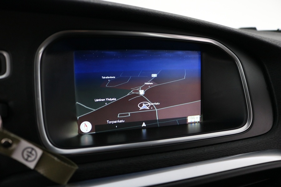 Volvo V40 Cross Country vaihtoauto