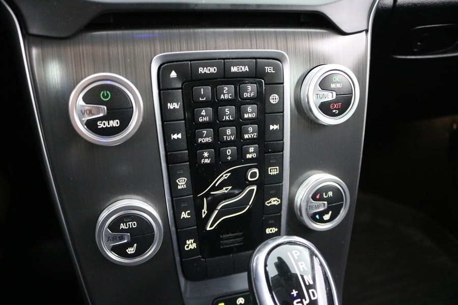 Volvo V40 Cross Country vaihtoauto