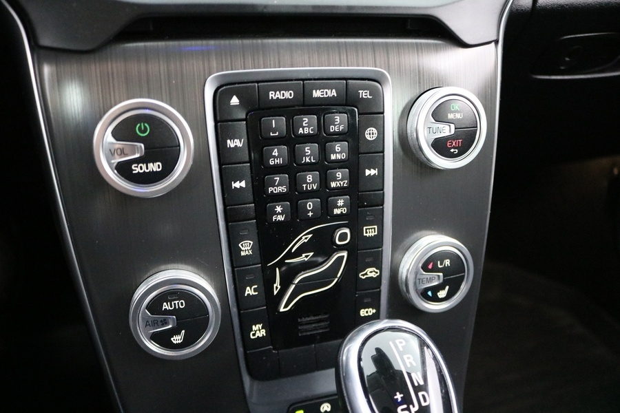 Volvo V40 Cross Country vaihtoauto