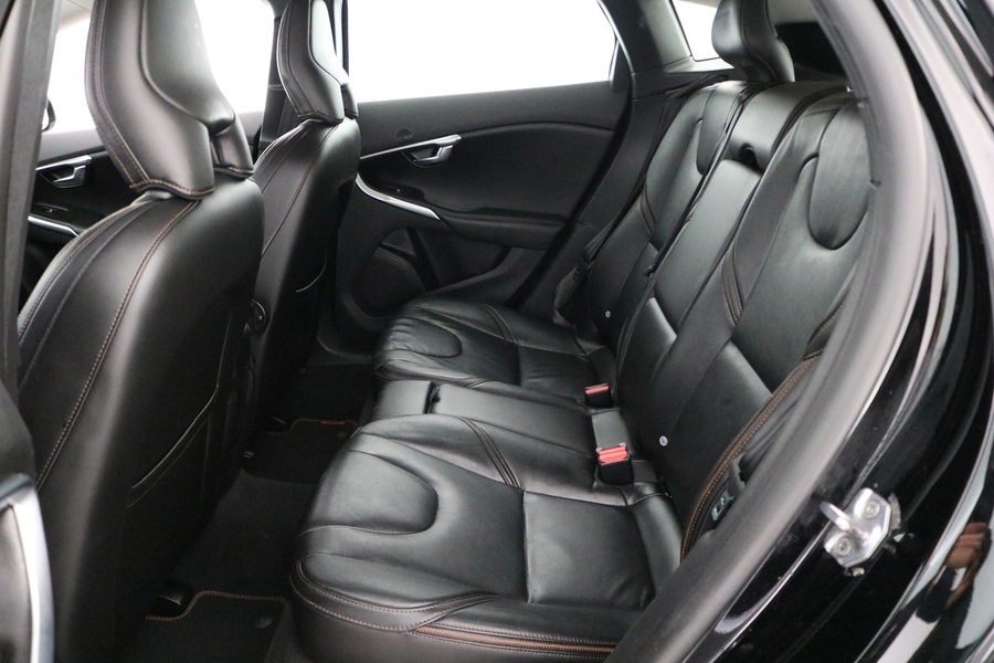 Volvo V40 Cross Country vaihtoauto