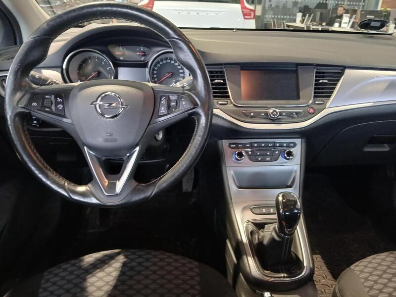 Opel Astra vaihtoauto