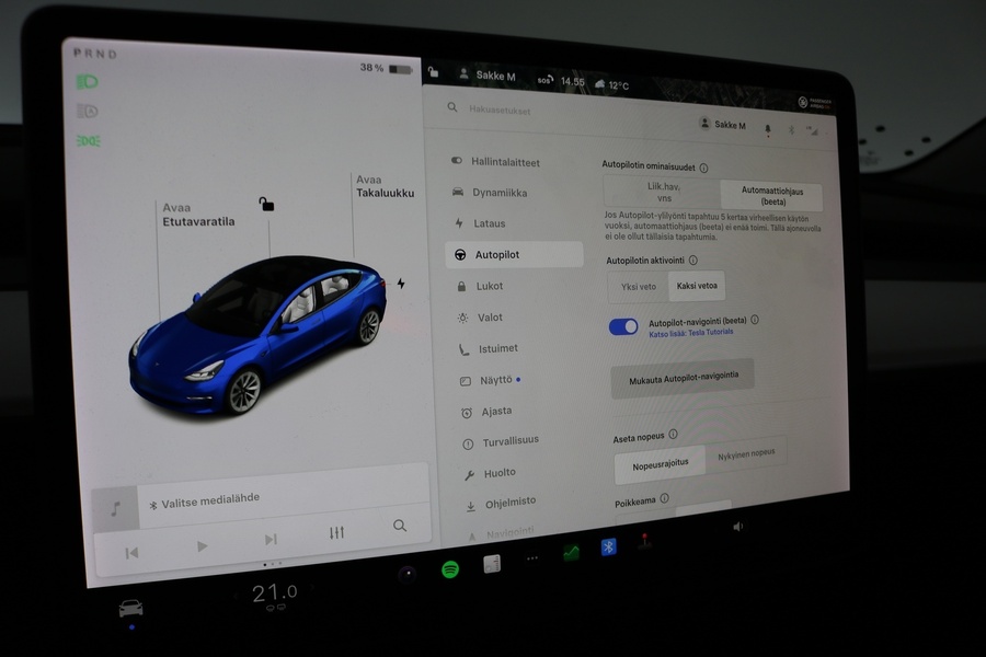 Tesla Model 3 vaihtoauto