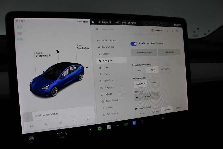 Tesla Model 3 vaihtoauto
