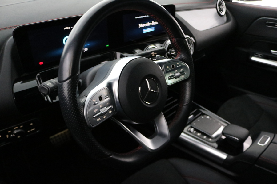 Mercedes-Benz EQA vaihtoauto