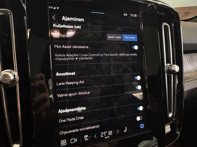 Volvo C40 vaihtoauto