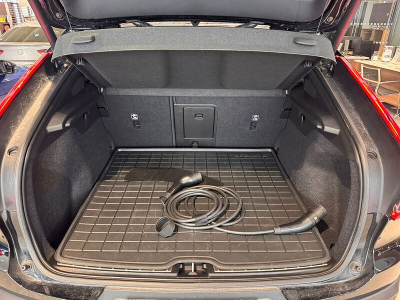 Volvo C40 vaihtoauto