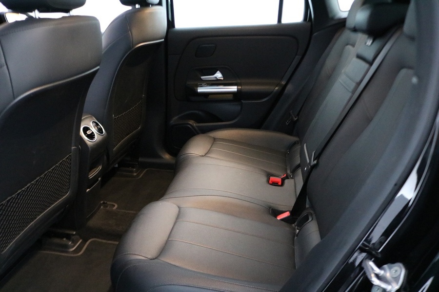 Mercedes-Benz EQA vaihtoauto