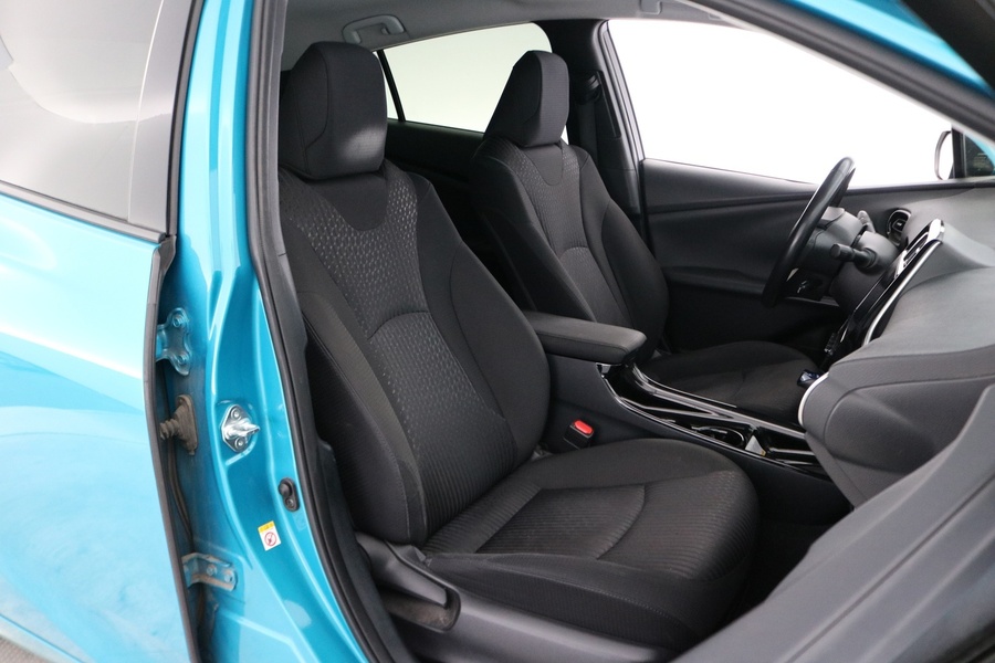 Toyota Prius Plug-in vaihtoauto