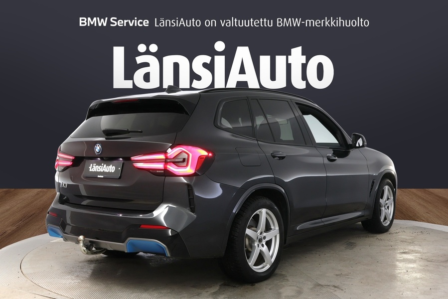 BMW iX3 vaihtoauto