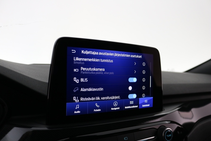 Ford Kuga vaihtoauto