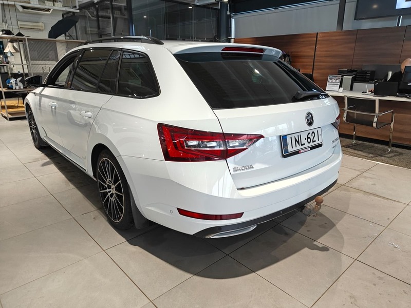 Skoda Superb vaihtoauto