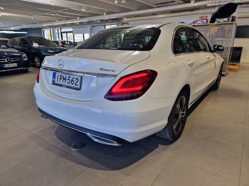 Mercedes-Benz C vaihtoauto