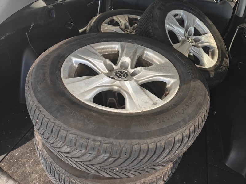 Toyota RAV4 vaihtoauto