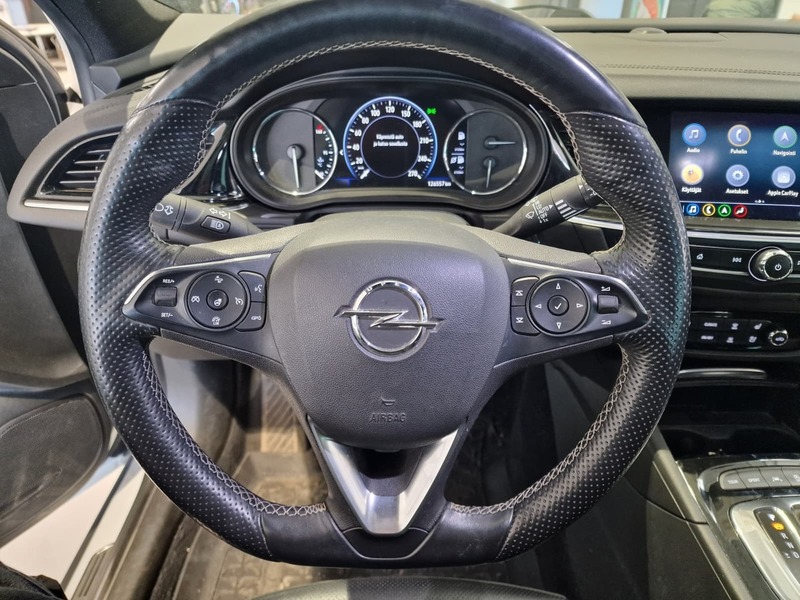 Opel Insignia vaihtoauto