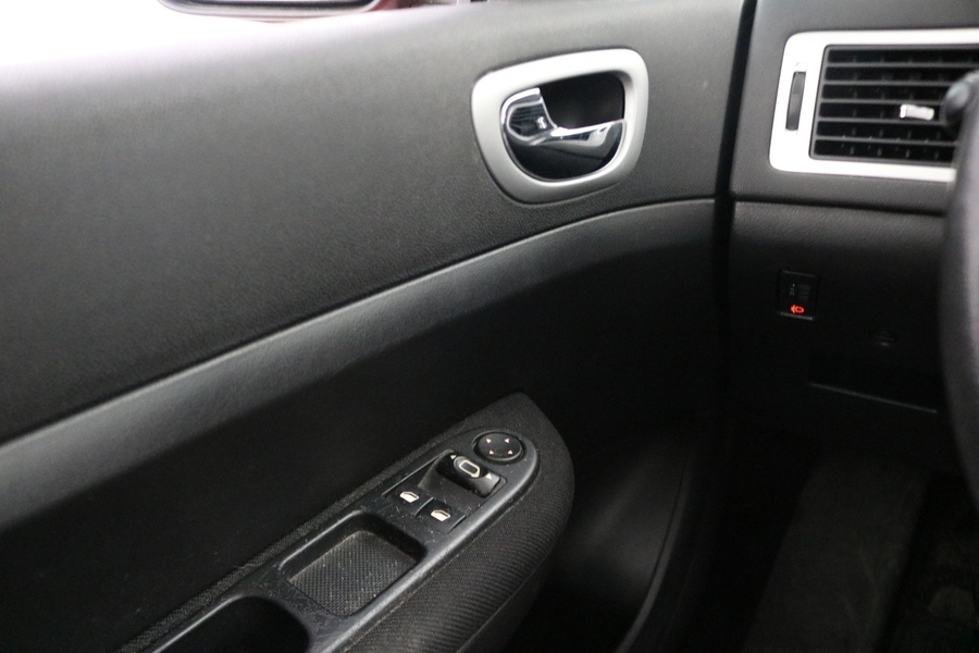 Peugeot 307 vaihtoauto