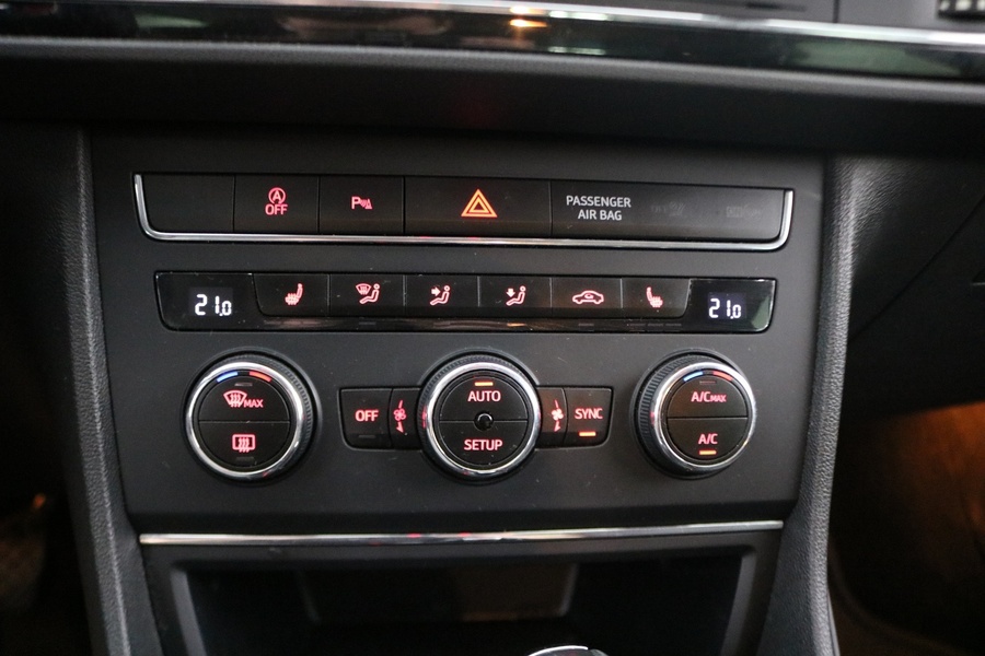 SEAT Leon ST vaihtoauto