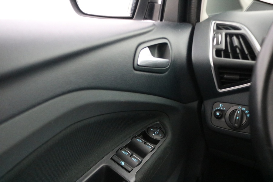 Ford Grand C-MAX vaihtoauto