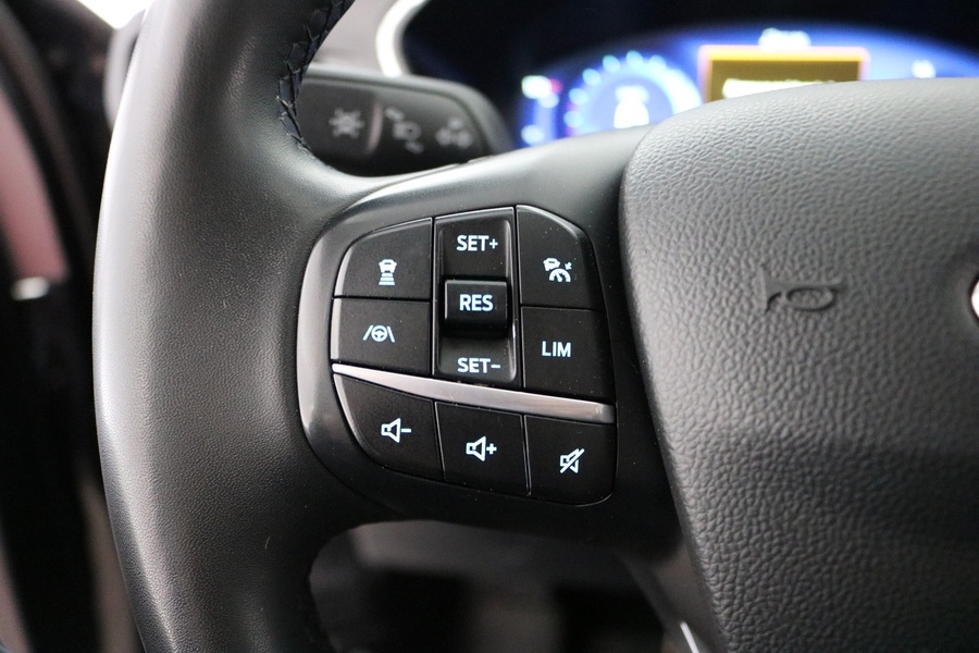 Ford Kuga vaihtoauto