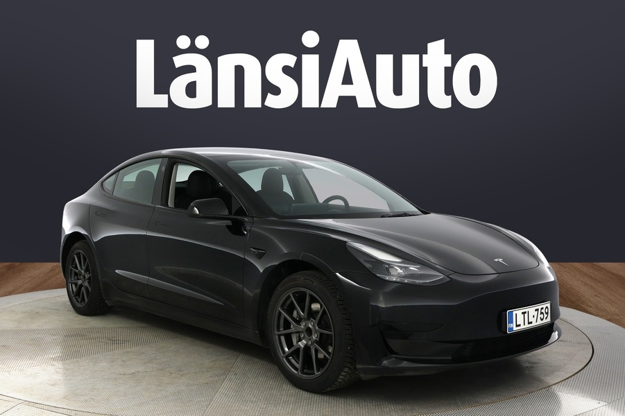 Tesla Model 3 vaihtoauto
