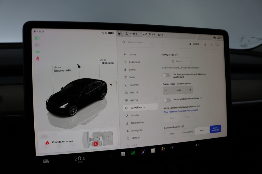 Tesla Model 3 vaihtoauto