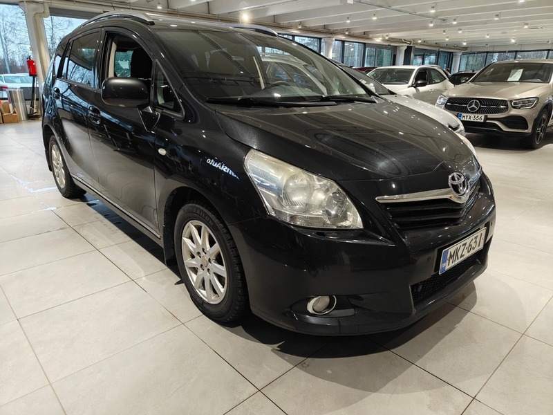 Toyota Verso vaihtoauto