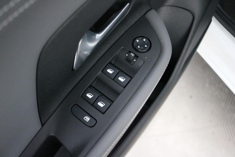 Opel Mokka-e vaihtoauto