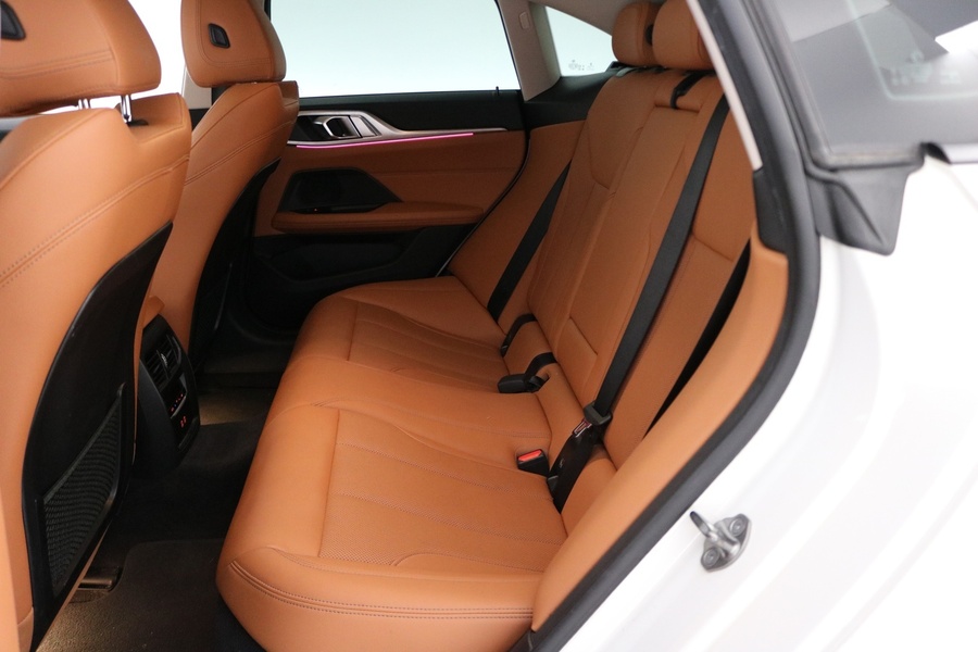 BMW i4 vaihtoauto