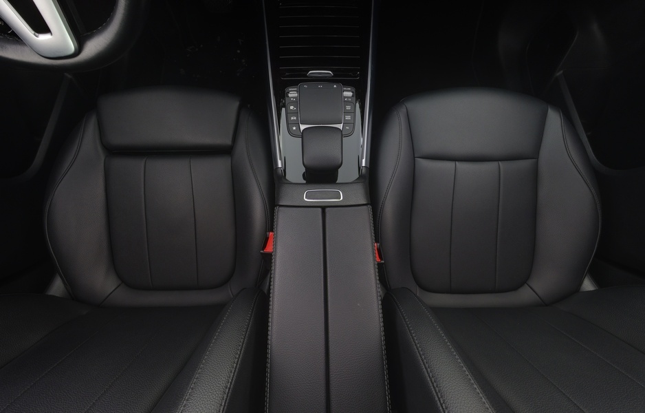 Mercedes-Benz EQA vaihtoauto