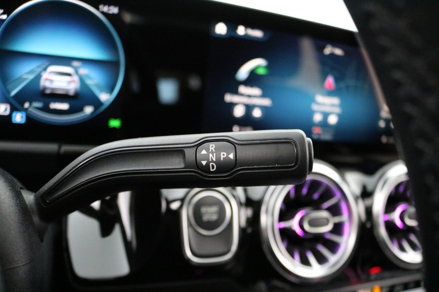 Mercedes-Benz EQA vaihtoauto